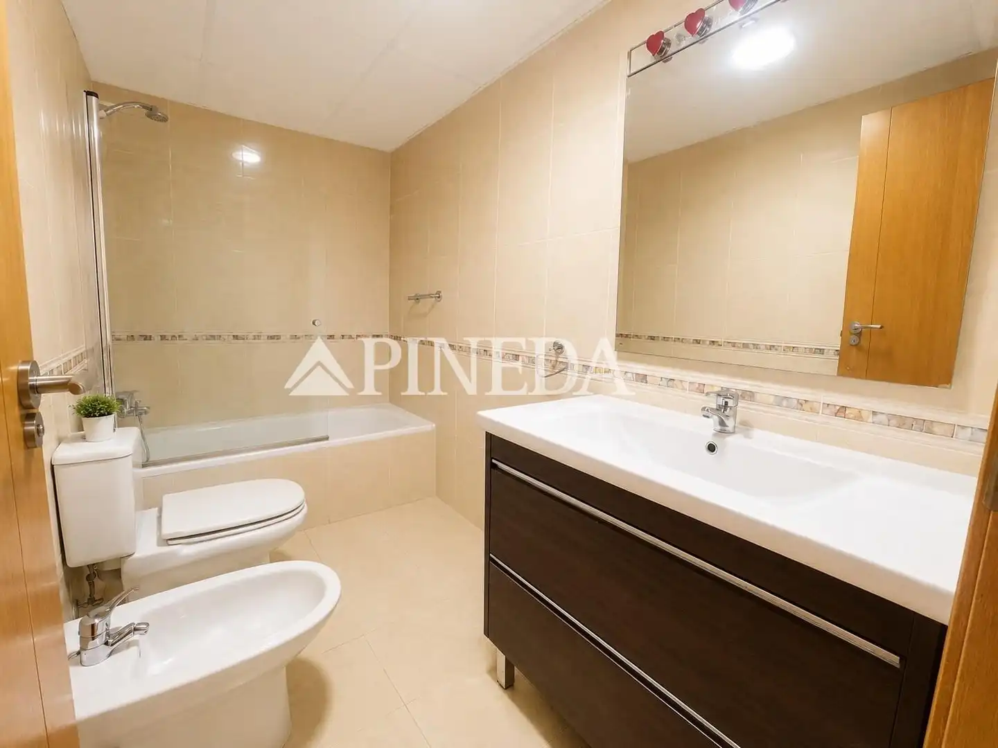 Bathroom of Apartments for sale in Almenara  with Heating, Terrace and Furnished