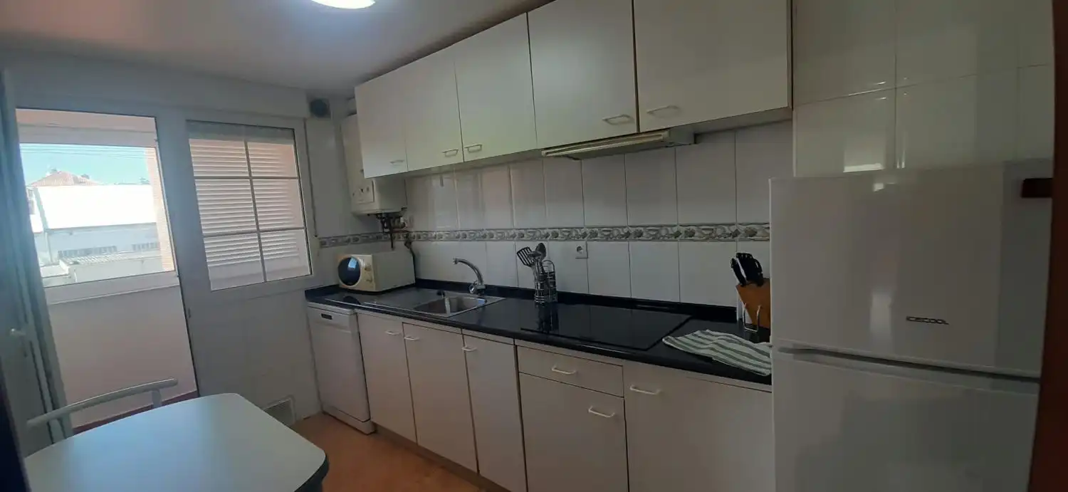 Cuina de Pis en venda en Bárcena de Cicero amb Calefacció, Traster i Moblat