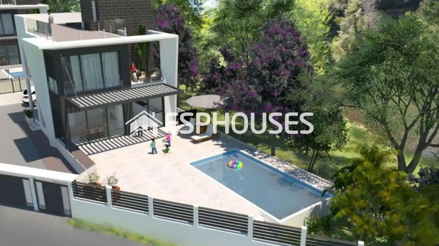 Casa amb terrassa en venda a Platja de Torres