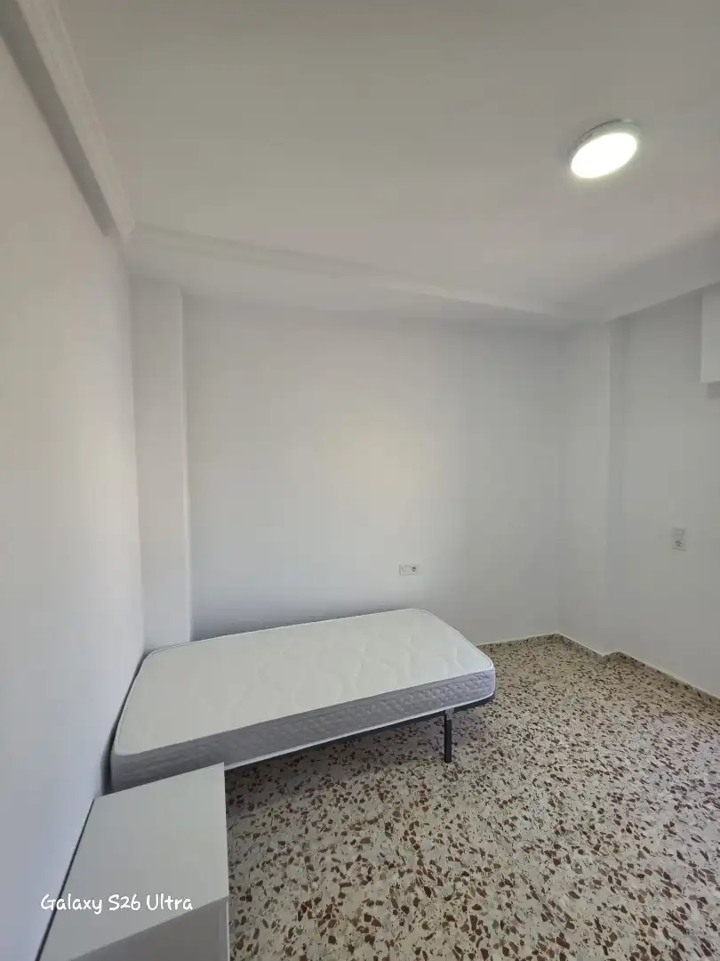 Schlafzimmer von Wohnung zur Miete in La Unión mit Möbliert, Ofen und Waschmaschine