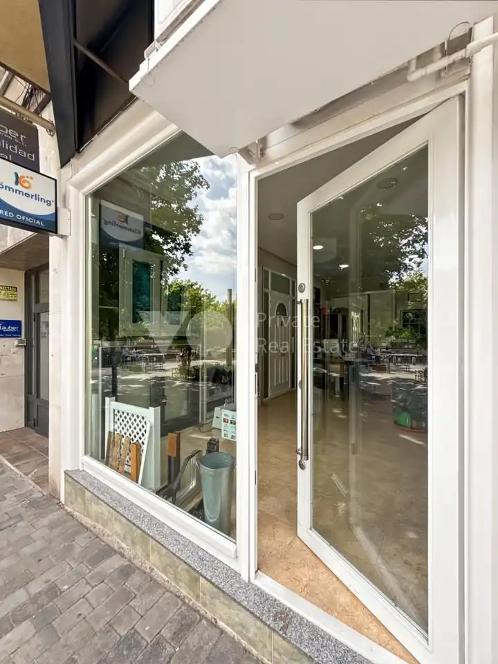 Business premises for sale in Casco Antiguo, imagen 17