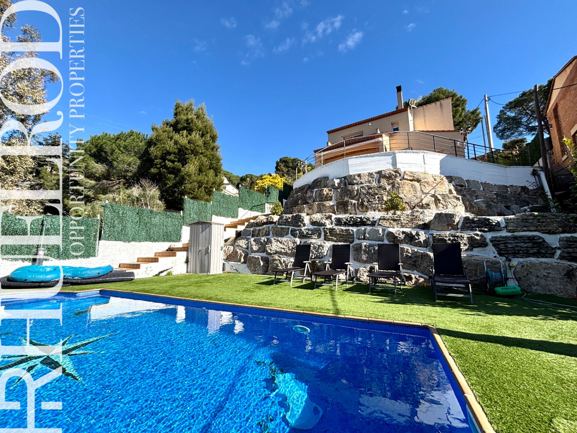 Piscina de Casa o xalet en venda en L'Ametlla del Vallès amb Aire condicionat, Calefacció i Jardí privat