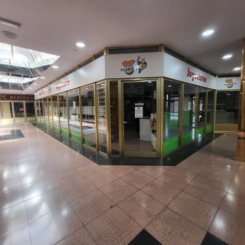 Local comercial en Alquiler en Centro