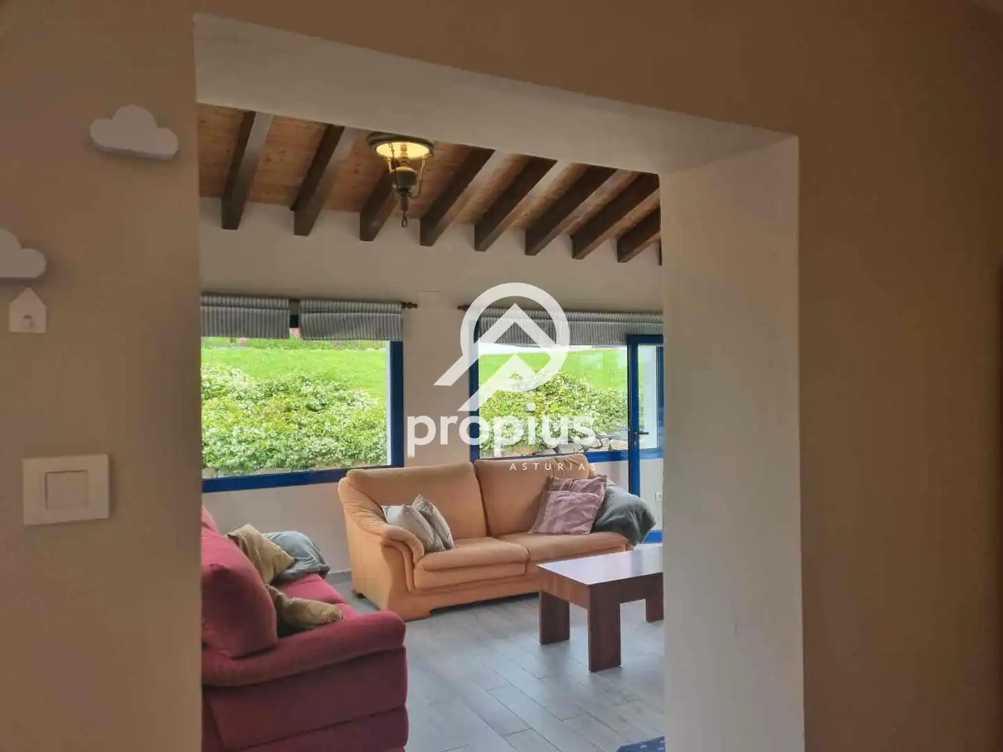 Sala de estar de Casa o chalet en venta en Ribadesella con Calefacción, Jardín privado y Terraza