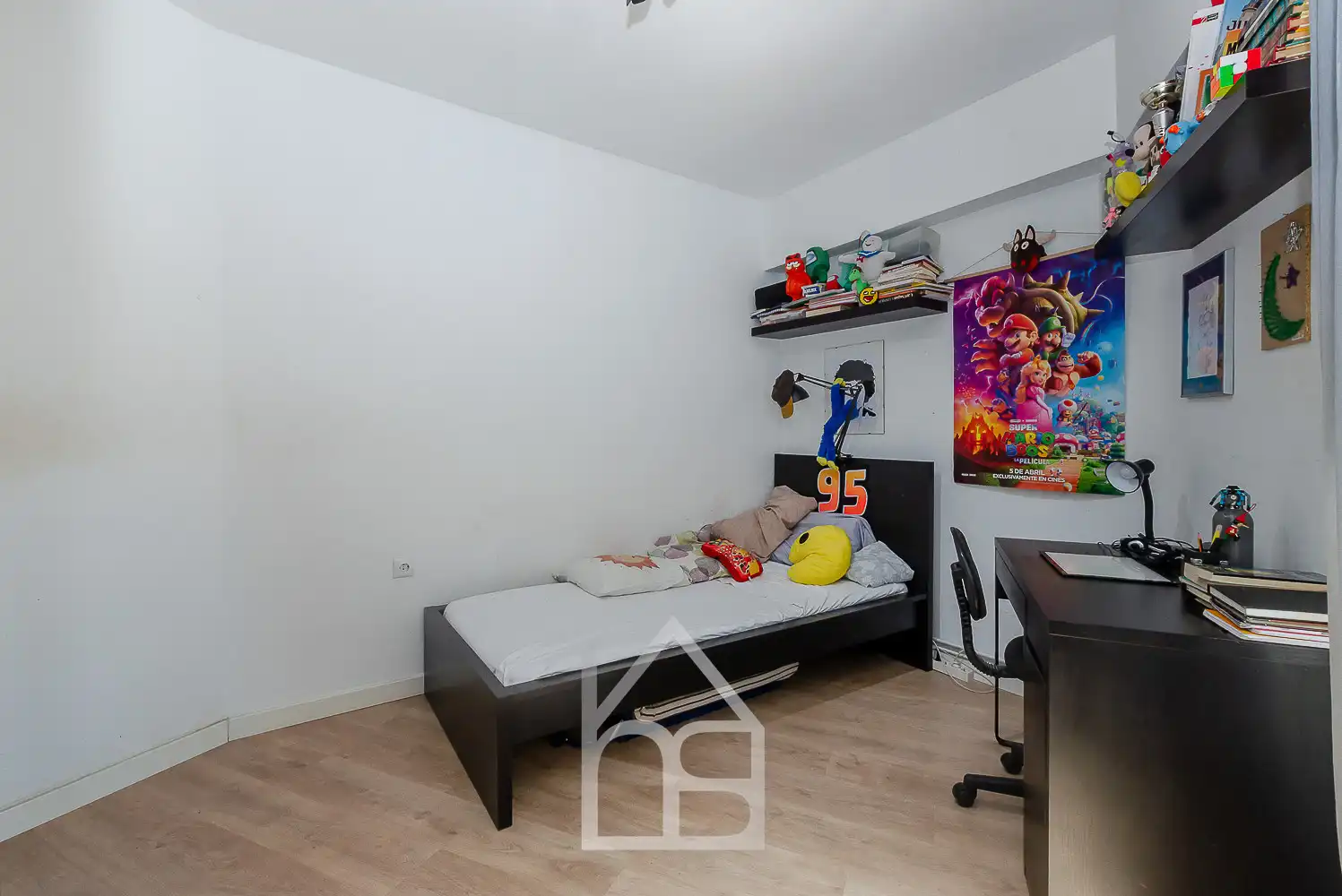 Bedroom of Flat for sale in Cornellà de Llobregat  with Air Conditioner, Heating and Parquet flooring