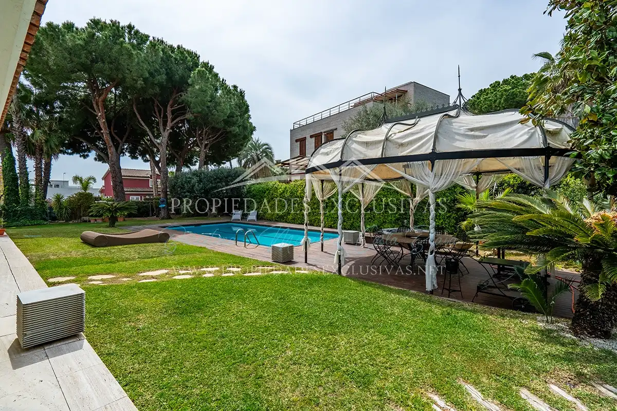 Garten von Haus oder Chalet zum Verkauf in Alella mit Klimaanlage, Heizung und Privatgarten