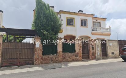 Single-family semi-detached for sale in Calle Jardines de San Telmo, 14, Espartinas Pueblo