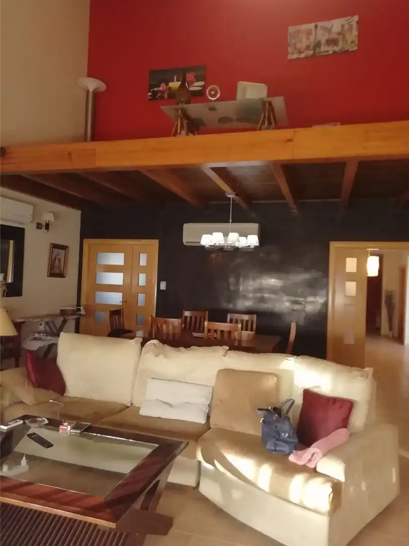 Detached house with pool for sale in C/ Melilla, imagen 3