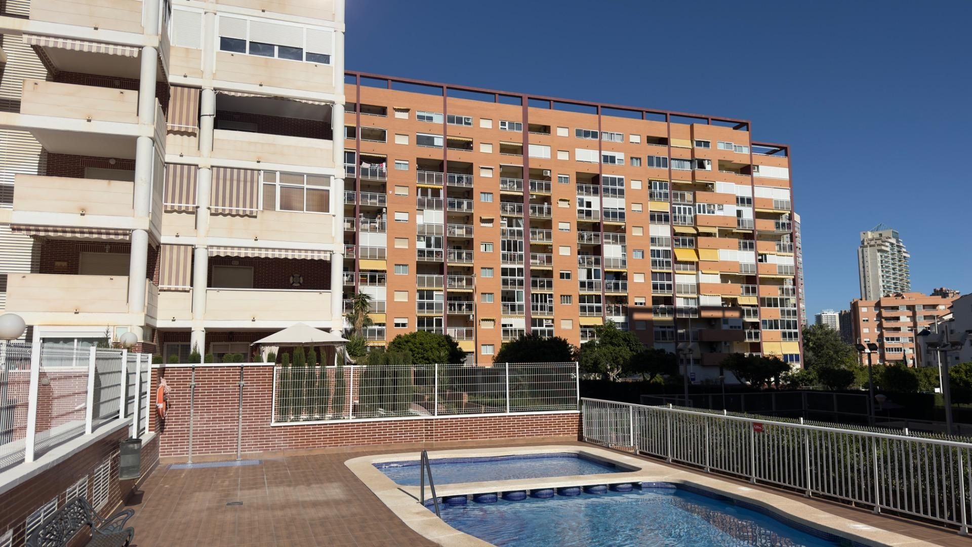 Vista exterior de Apartamento en venta en Villajoyosa / La Vila Joiosa con Aire acondicionado, Amueblado y Balcón