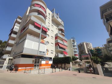 Wohnung mit Pool zum Verkauf in Calle Alberto Fernández 4