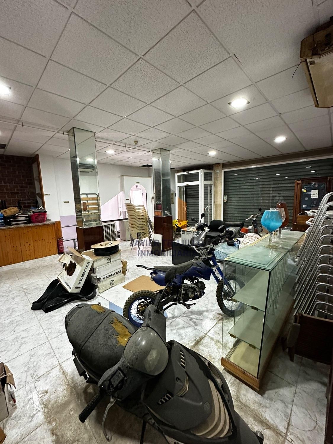 Premises for sale in Vélez-Málaga  with Air Conditioner