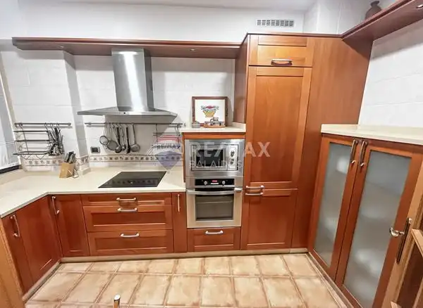 Cuina de Casa o xalet en venda en A Guarda   amb Calefacció, Jardí privat i Parquet