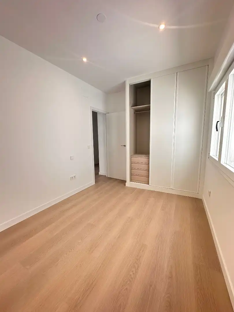 Habitación de Piso de alquiler en Pozuelo de Alarcón con Aire acondicionado, Calefacción y Horno