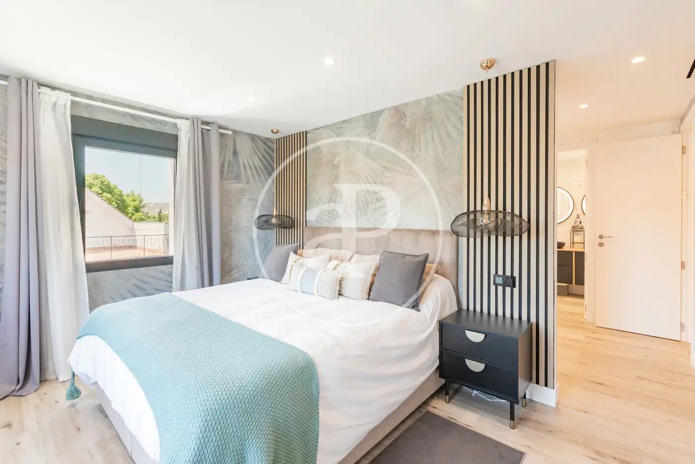 Schlafzimmer von Haus oder Chalet zum Verkauf in Pozuelo de Alarcón mit Klimaanlage, Heizung und Privatgarten