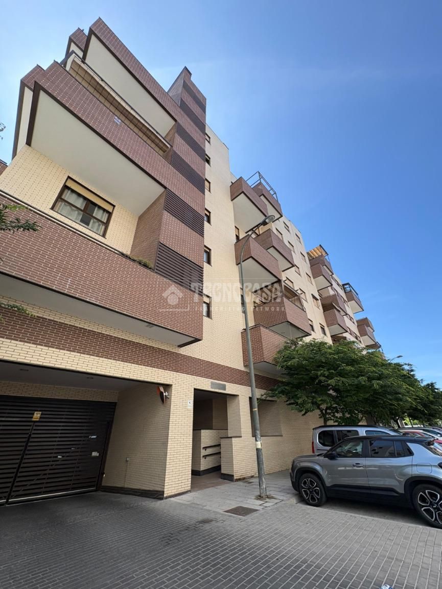 Exterior view of Flat for sale in Getafe  with Air Conditioner, Heating and Terrace
