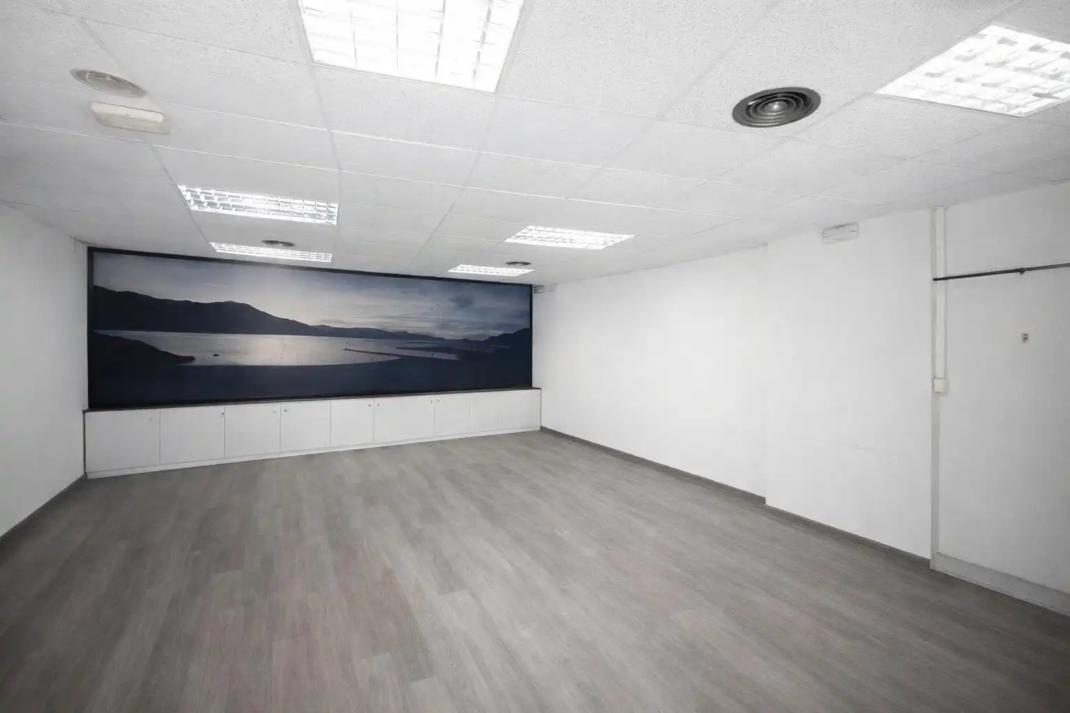 Local comercial en venda a Cerdanyola, imagen 7