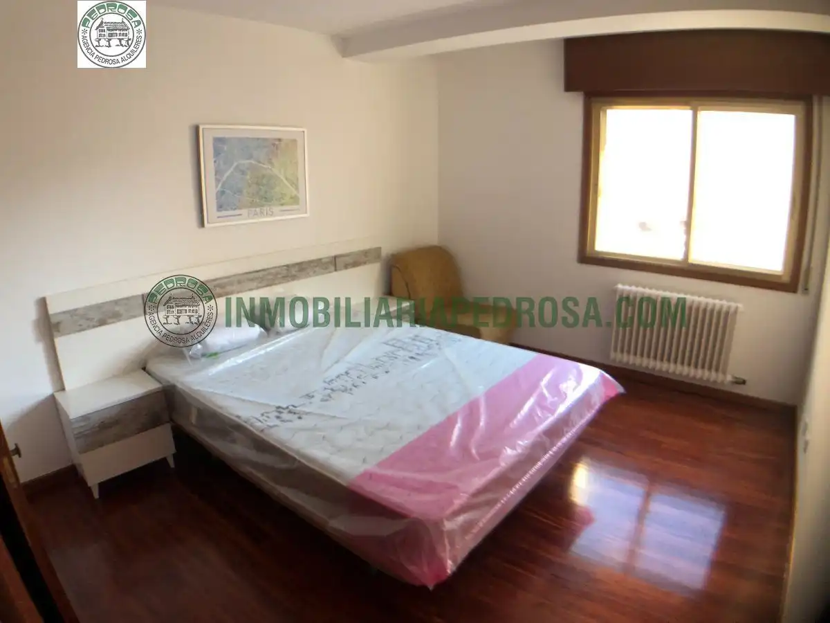 Study for rent in Calle cruz bermella (da), Zona de Plaza de Barcelos