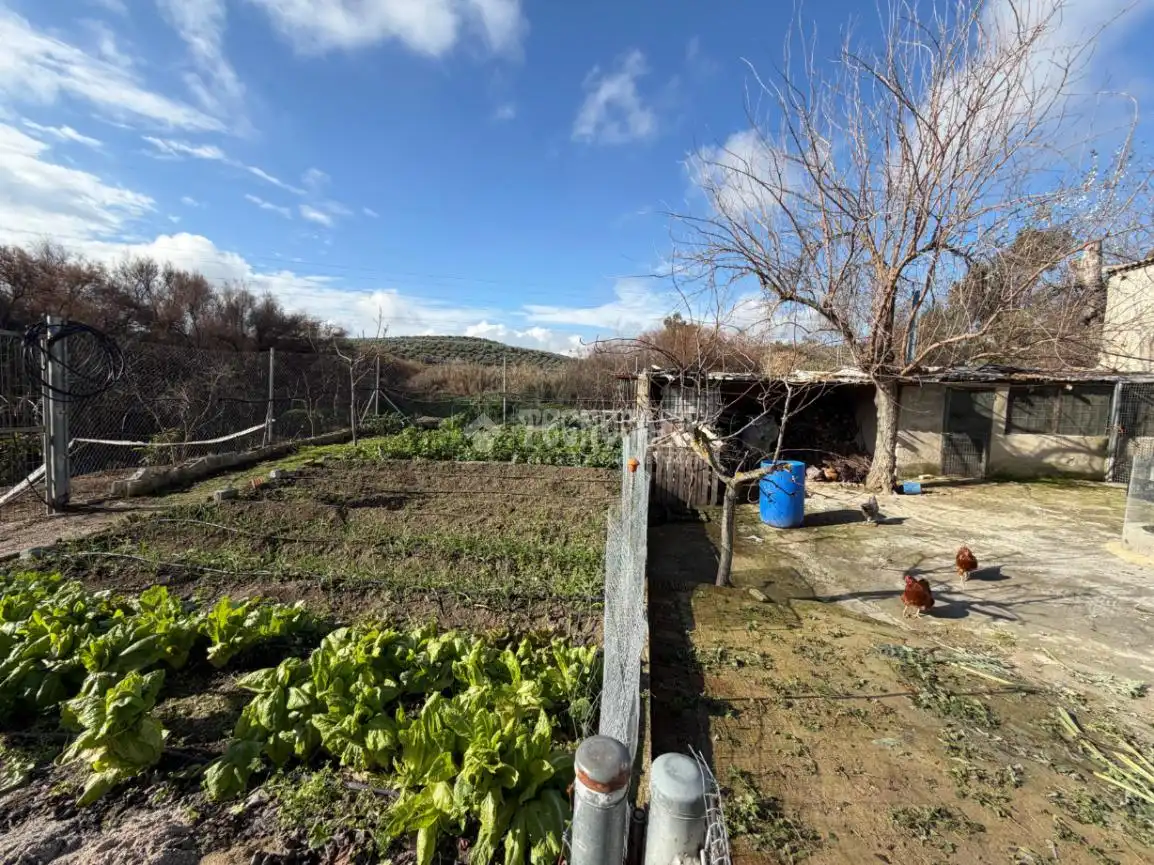 Jardí de Finca rústica en venda en Villatorres amb Aire condicionat, Calefacció i Alarma