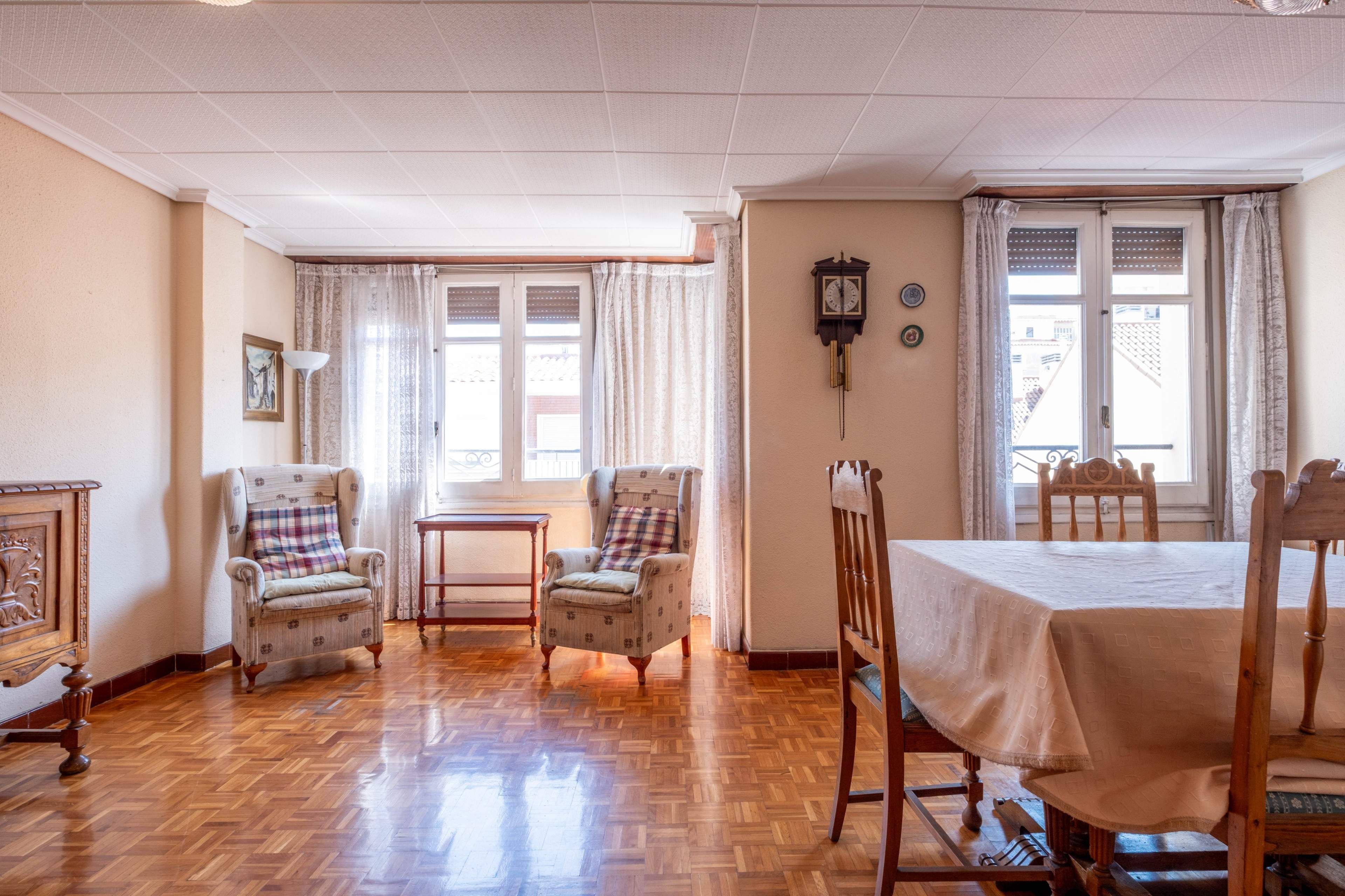 Dining room of Flat for sale in  Zaragoza Capital  with Heating