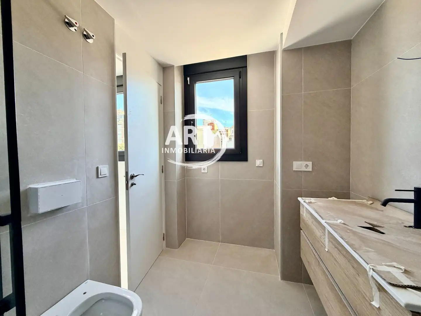 Bathroom of Detached homes for sale in Benissanó  with Air Conditioner, Heating and Private garden