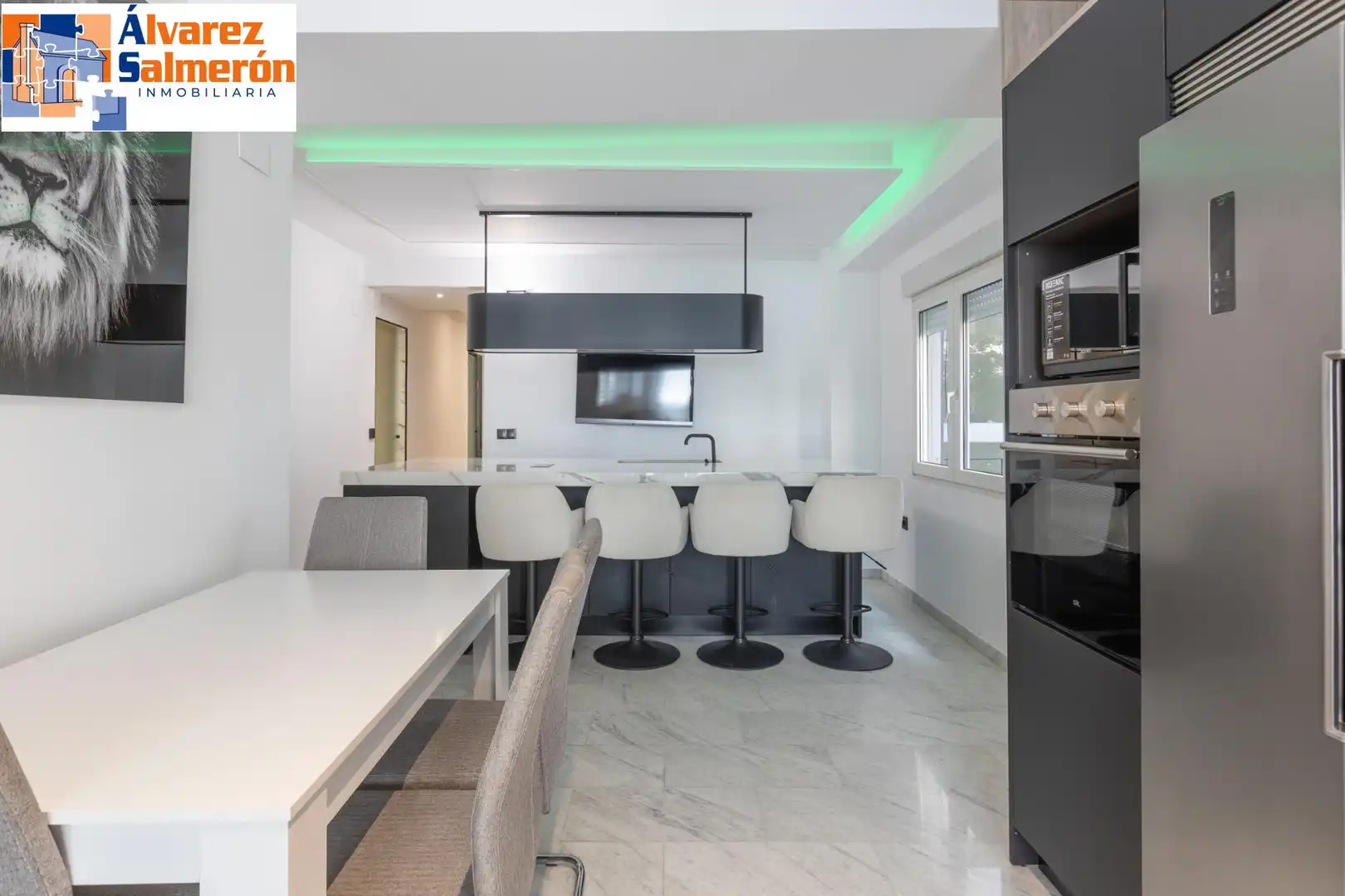 Kitchen of Flat for rent in Granada  with Air Conditioner and Furnished