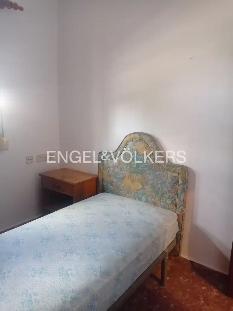 Habitación de Casa o chalet en venta en Dos Hermanas con Calefacción, Jardín privado y Terraza