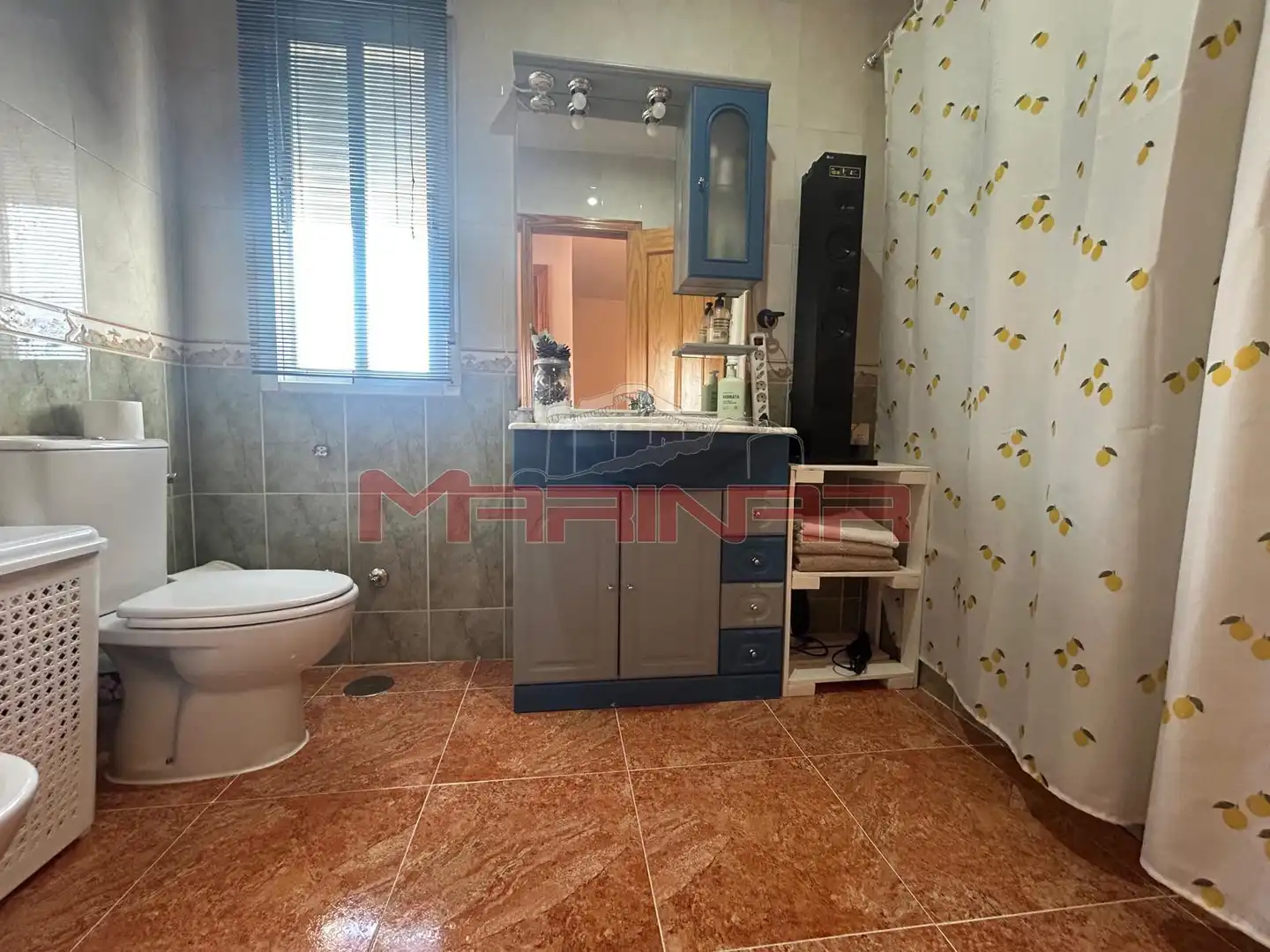 Bany de Casa adosada en venda en Seseña amb Aire condicionat, Calefacció i Jardí privat