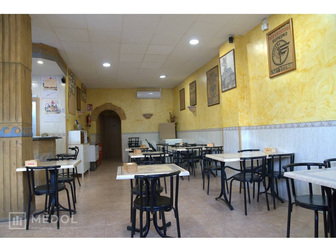 Premises to rent in Constantí  with Air Conditioner and Alarm