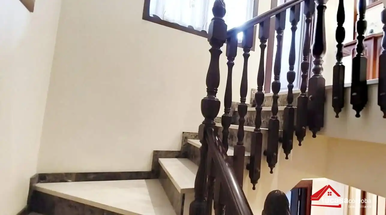 Casa o xalet en venda en Córdoba amb Aire condicionat, Terrassa i Traster