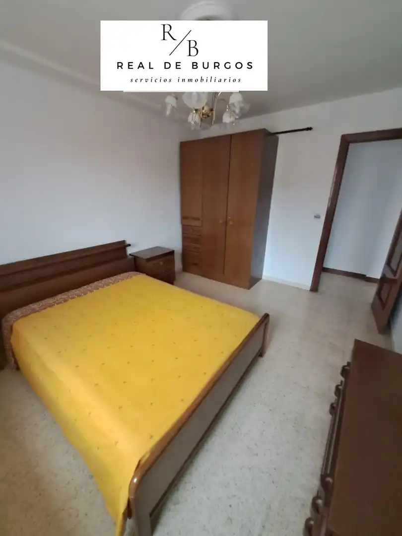 Habitación de Piso de alquiler en Valladolid con Calefacción, Terraza y Amueblado