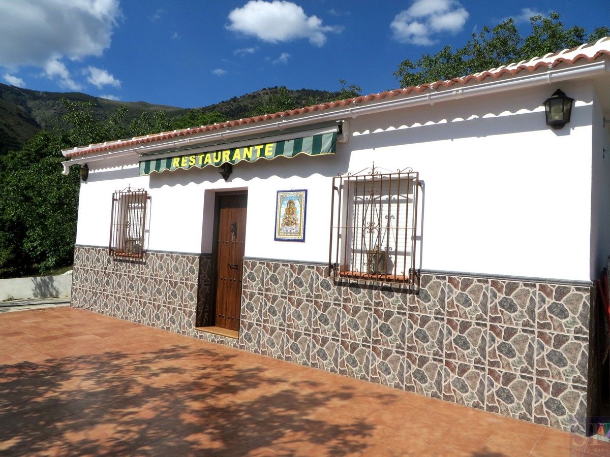 Houses for sale in Canillas de Albaida