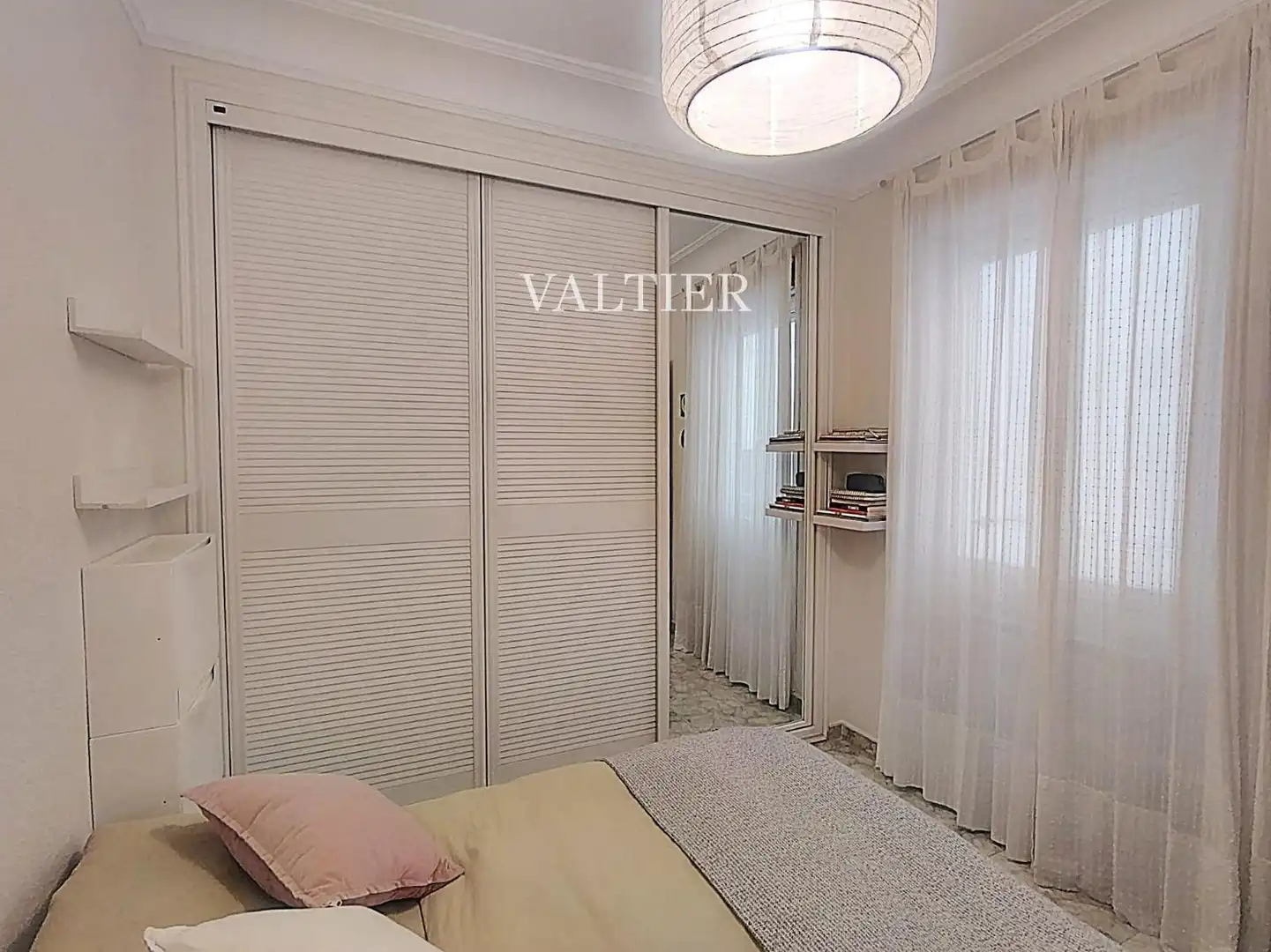 Habitación de Piso de alquiler en Madrid con Aire acondicionado y Amueblado