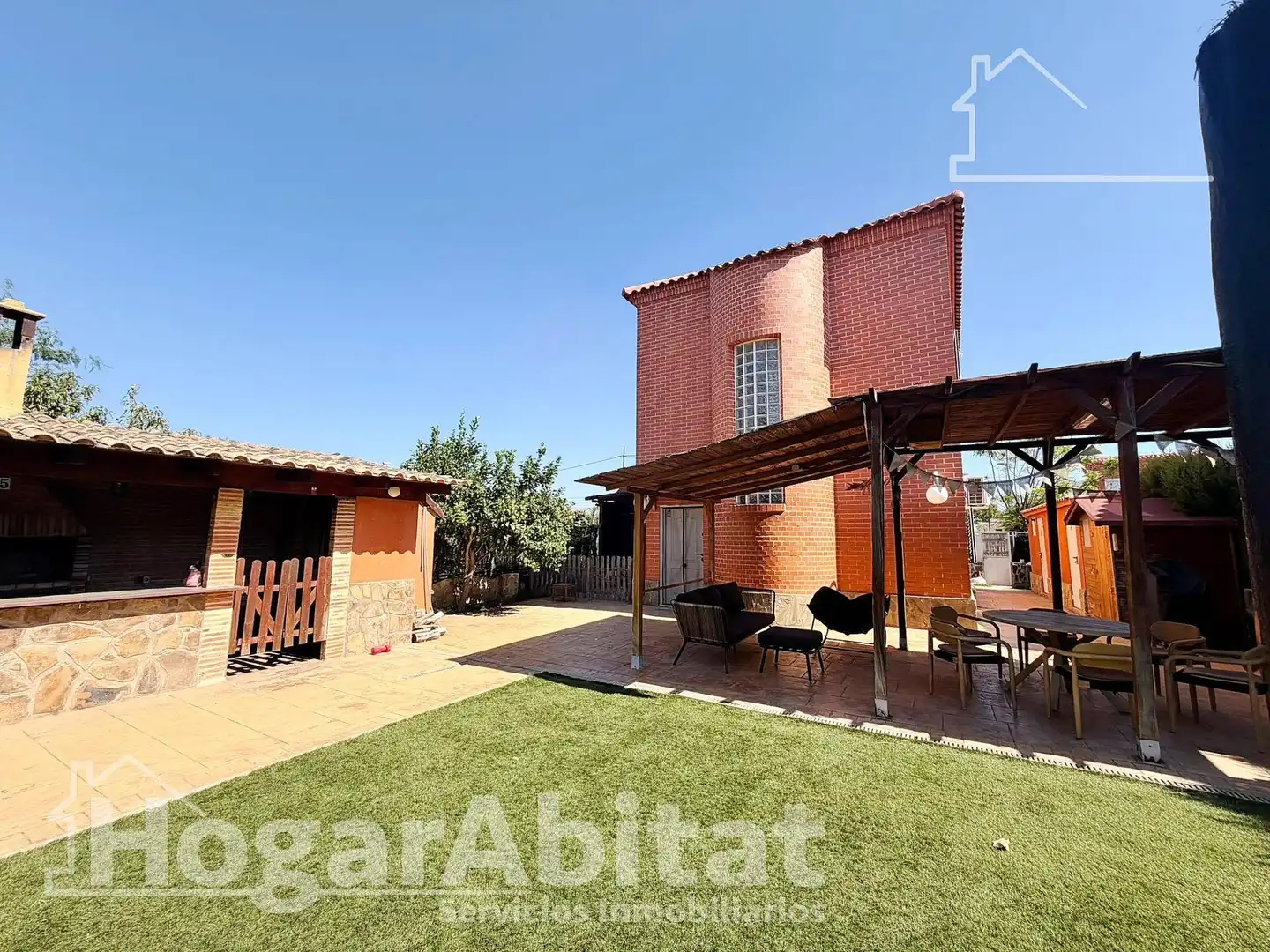 Exterior view of Houses for sale in Moncada  with Air Conditioner, Heating and Private garden