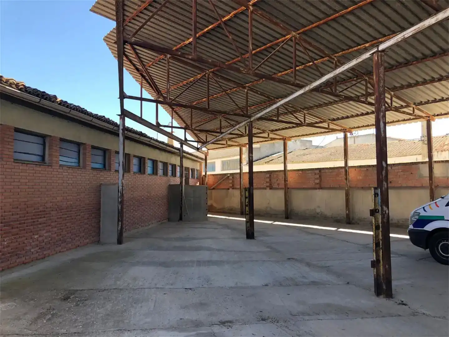 Exterior view of Land for sale in Pesquera de Duero
