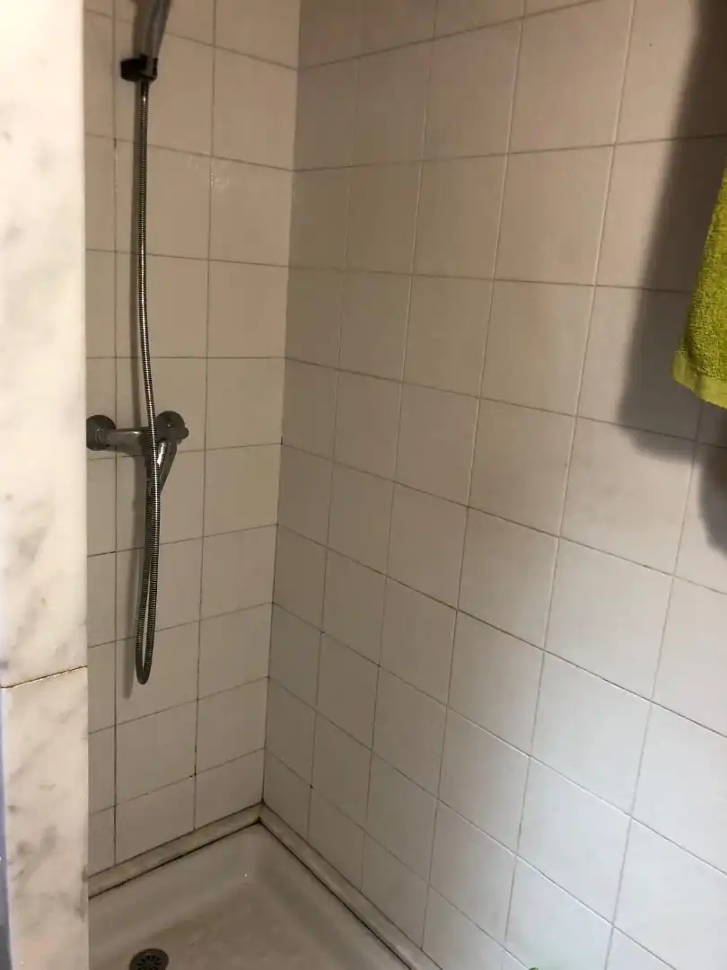 Badezimmer von Maisonette zur Miete in Olot mit Heizung und Terrasse