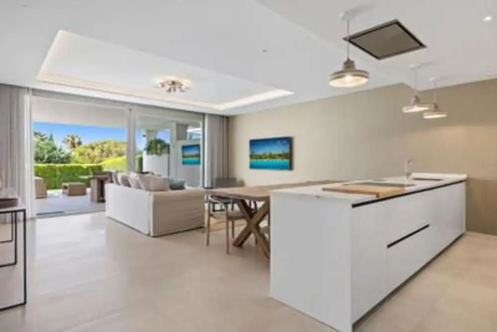 Wohnung mit Pool zum Verkauf in Nueva Andalucía, imagen 8