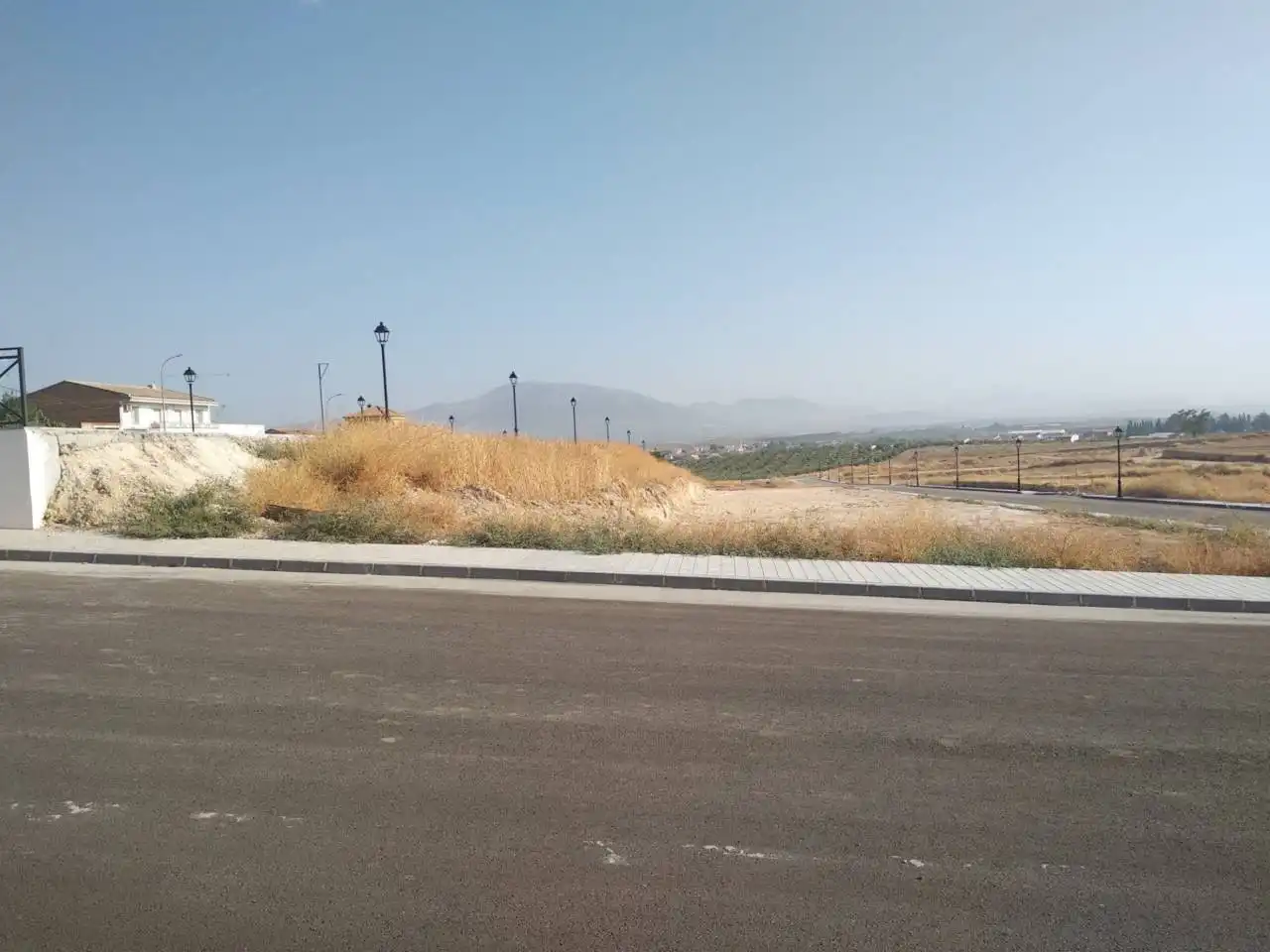 Terreny industrial en venda a LA MORALEDA, imagen 6