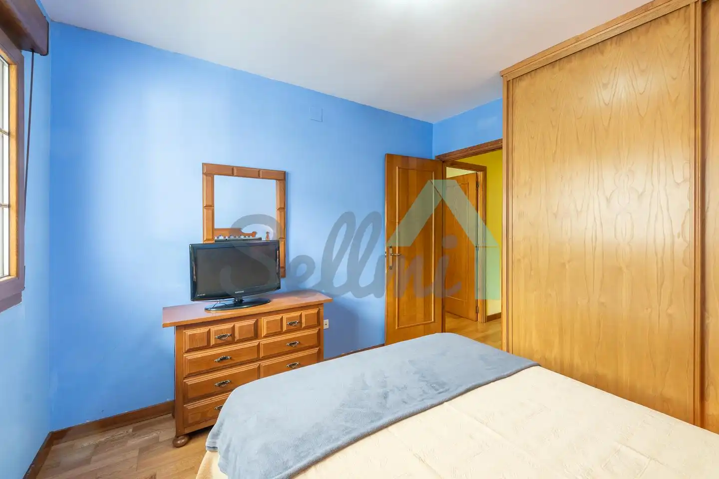 Habitación de Dúplex en venta en Boal con Parquet y Trastero