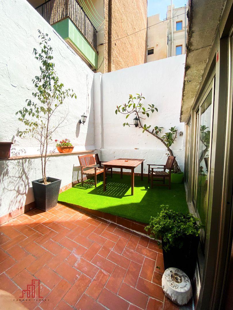 Flat for sale in Carrer dels Tallers, El Raval, Ciutat Vella