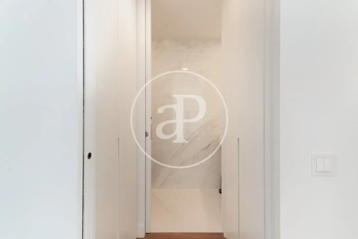 Baño de Piso de alquiler en Barcelona con Aire acondicionado, Calefacción y Terraza