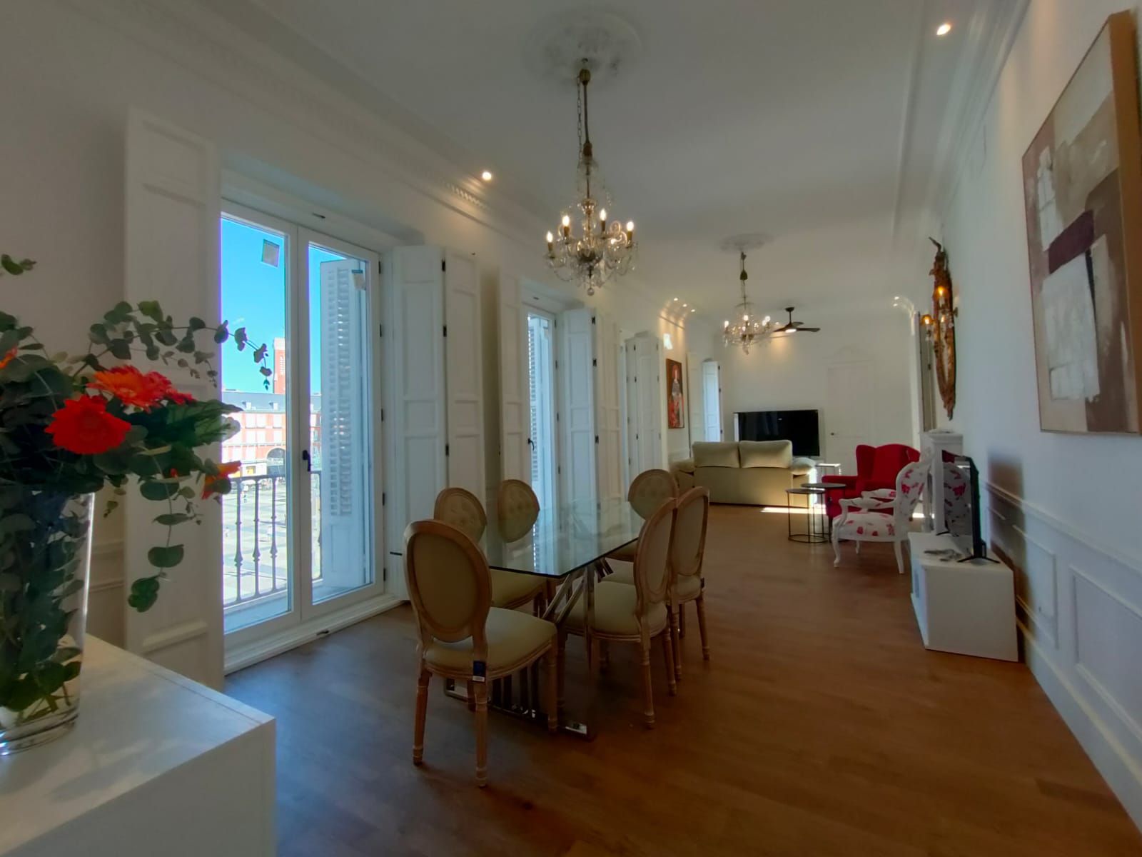 Dining room of Flat to rent in  Madrid Capital  with Air Conditioner, Heating and Parquet flooring