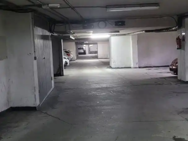 Parking de Garaje de alquiler en Ames