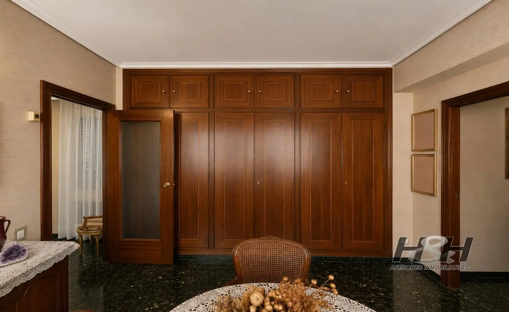 Piso en venta en Valencia con Aire acondicionado, Calefacción y Balcón