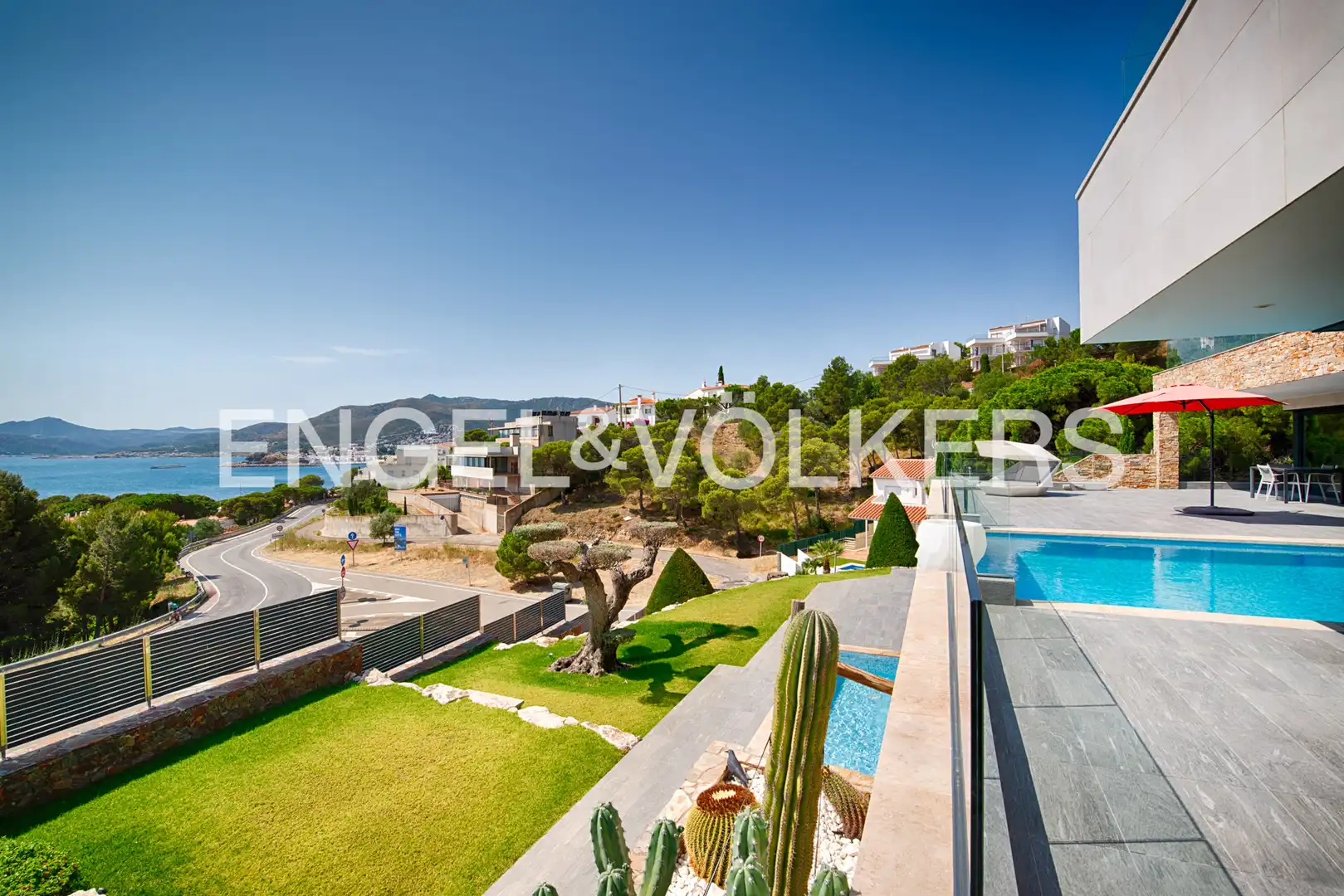 Maison avec piscine à vendre à Carrer Almogàvers