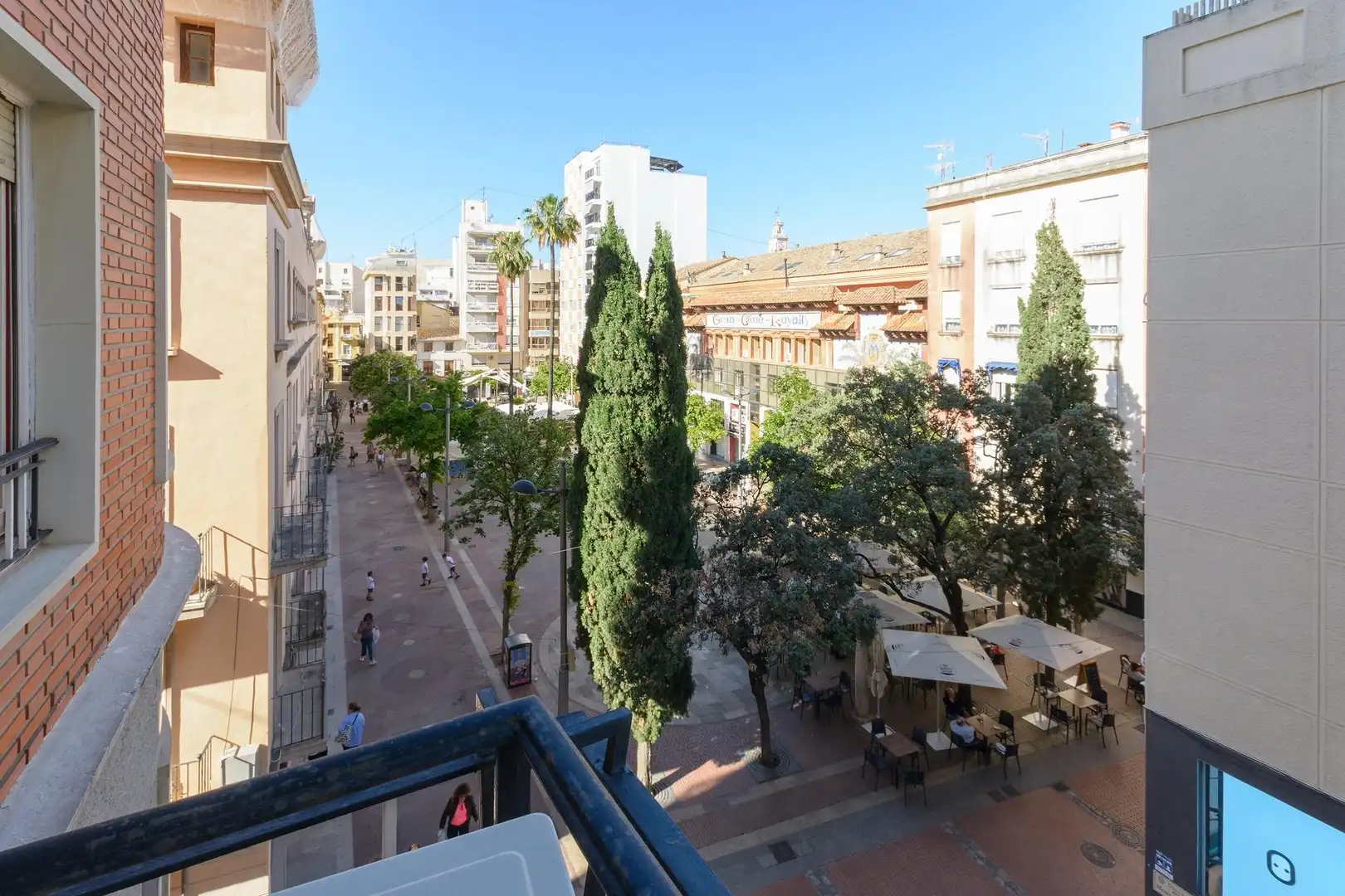 Vista exterior de Piso en venta en Gandia con Aire acondicionado, Calefacción y Parquet