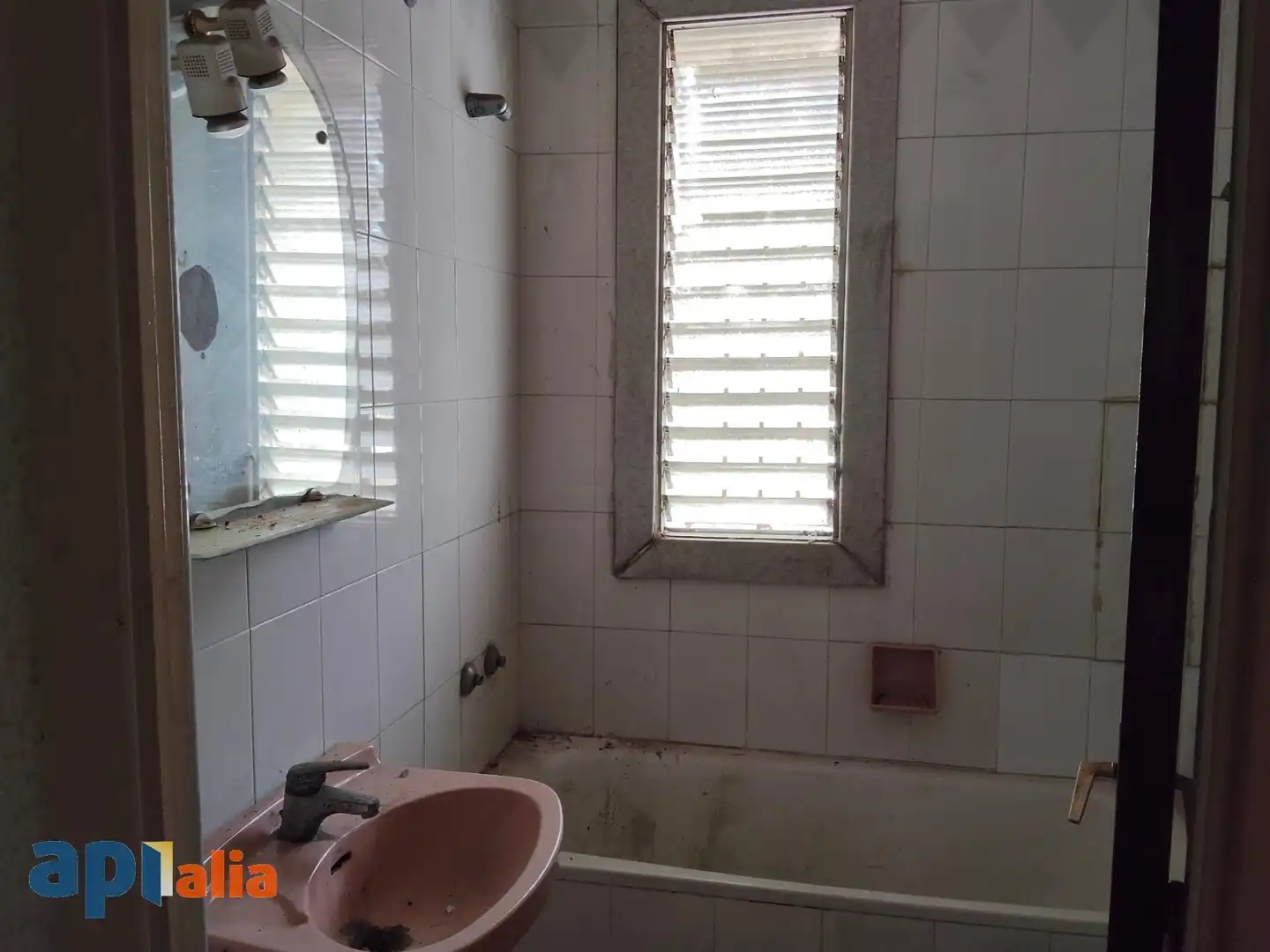Bany de Finca rústica en venda en Vallirana
