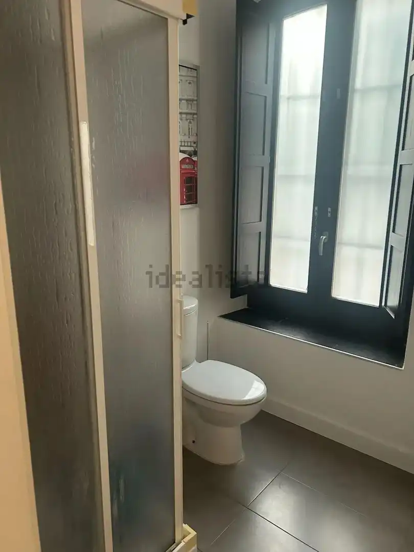 Badezimmer von Loft zur Miete in Granada mit Klimaanlage, Heizung und Möbliert