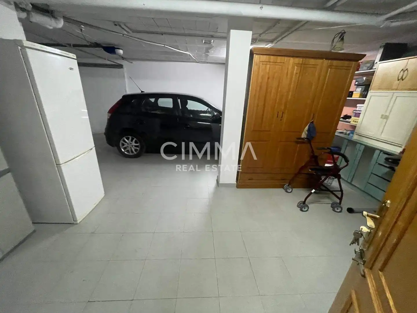 Aparcament de Casa o xalet en venda en La Nucia amb Aire condicionat, Jardí privat i Terrassa