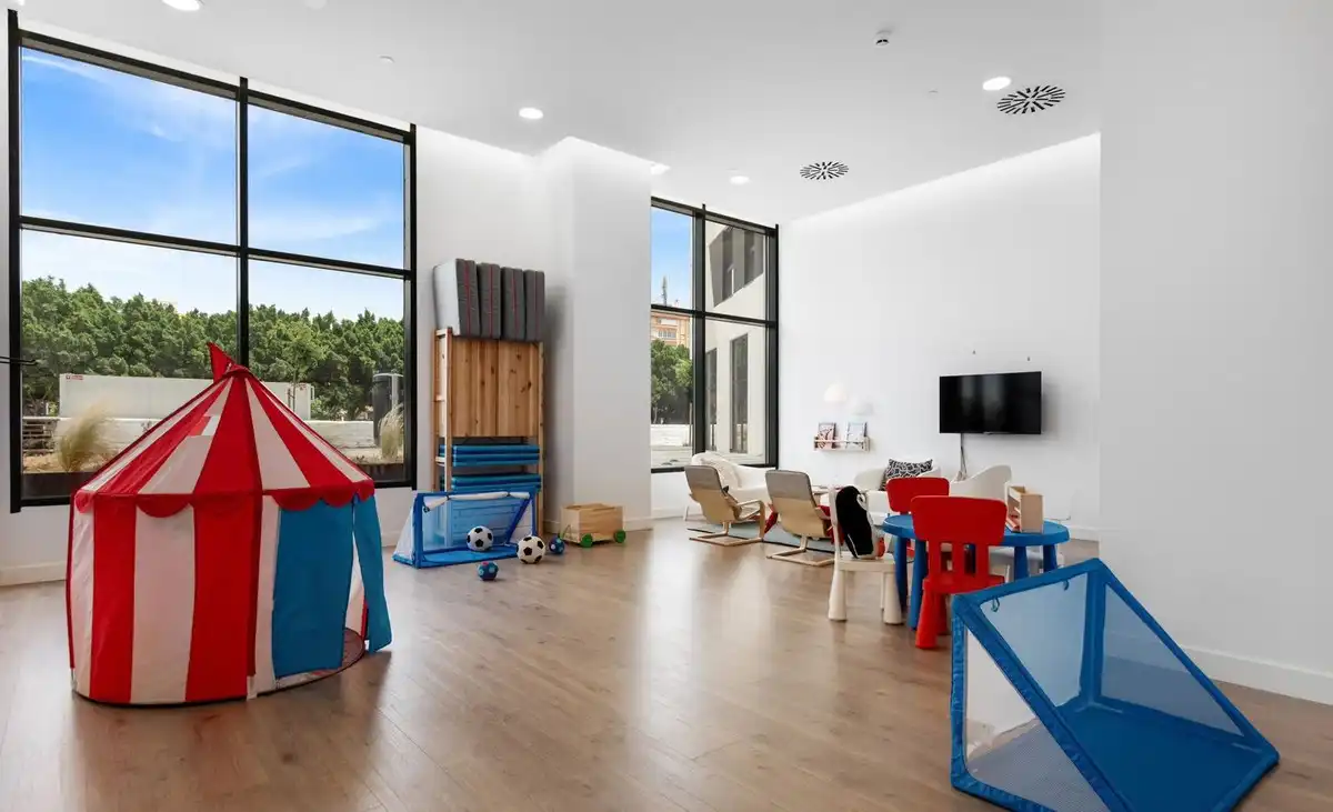 Sala d'estar de Apartament en venda en Málaga amb Aire condicionat, Calefacció i Moblat