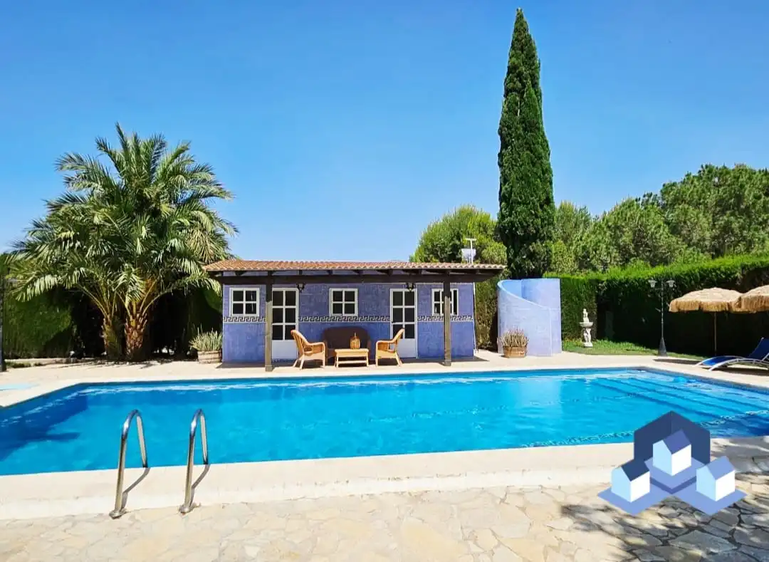 Detached house with terrace for sale in Pedanías Centro